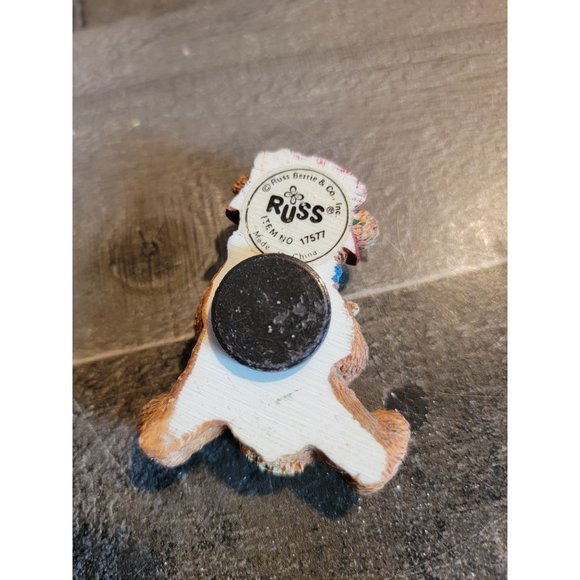 Russ Teddy bear broom cleaning magnet - Picture 3 of 3